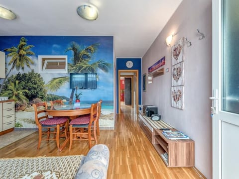 Nette Wohnung in Split mit Terrasse, Gregor von Nin-Nähe