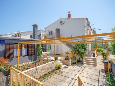 Wohnung "Klaudia" mit Balkon