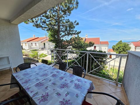 für 6 Personen in Klenovica