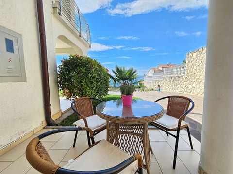 Wohnung für 3 Personen mit Terrasse