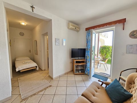Wohnung für 3 Personen mit Terrasse