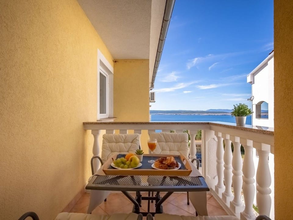 Appartement avec terrasse et vue sur la mer - Dramalj