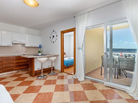 Wohnung mit Balkon und Meerblick