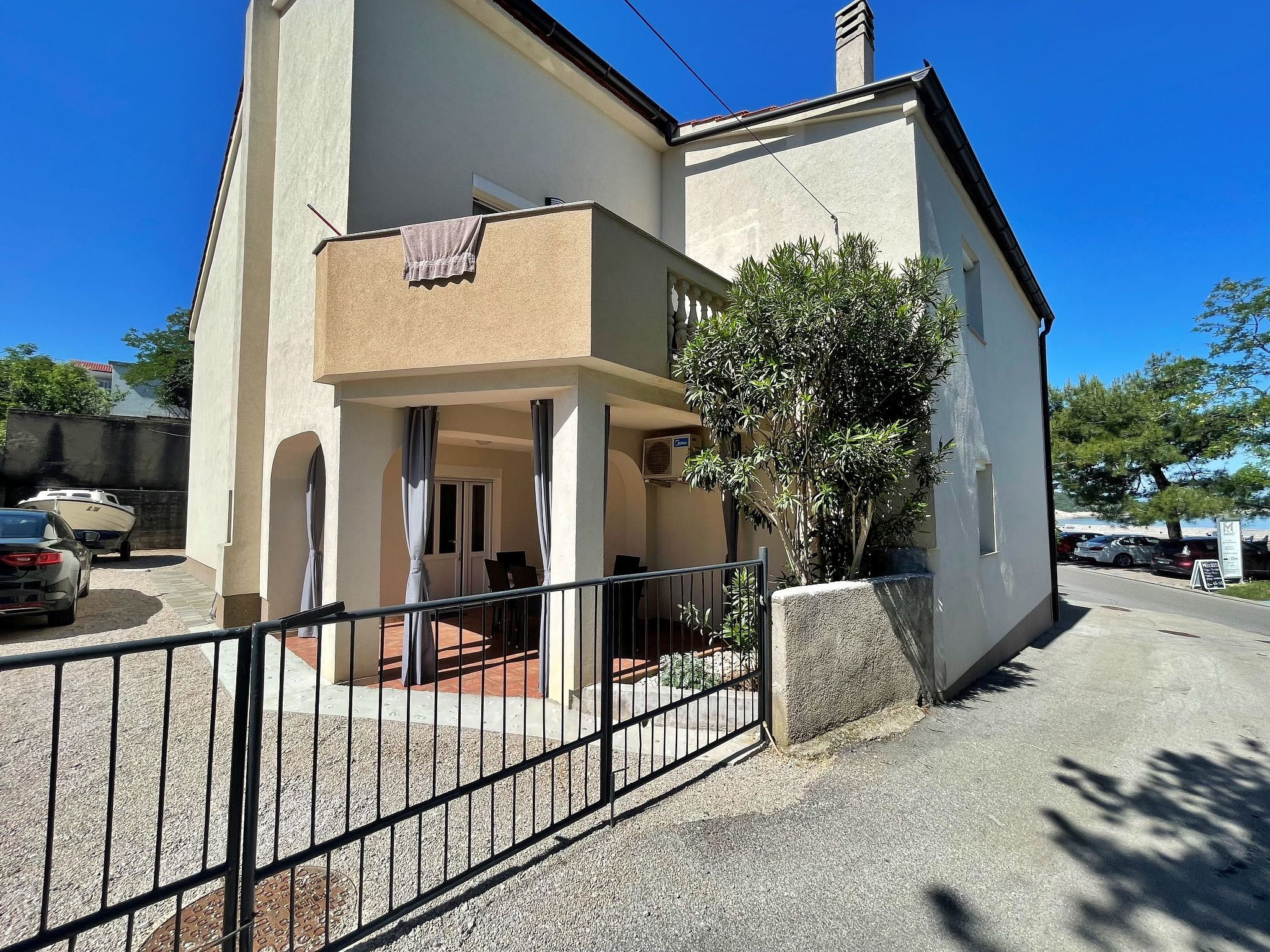 Apartment Butkovic