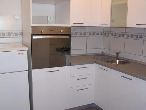 Zwei-Zimmer-Wohnung Radosav