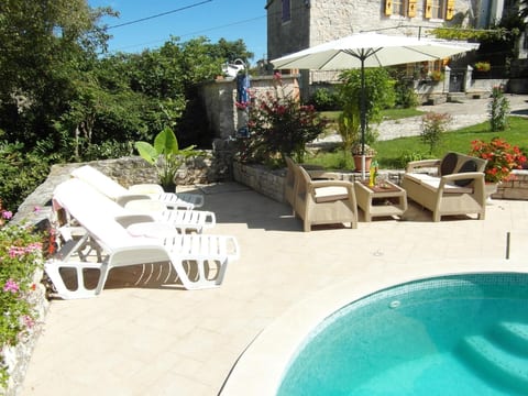 Villa 'Vickovi' mit Gemeinschaftspool