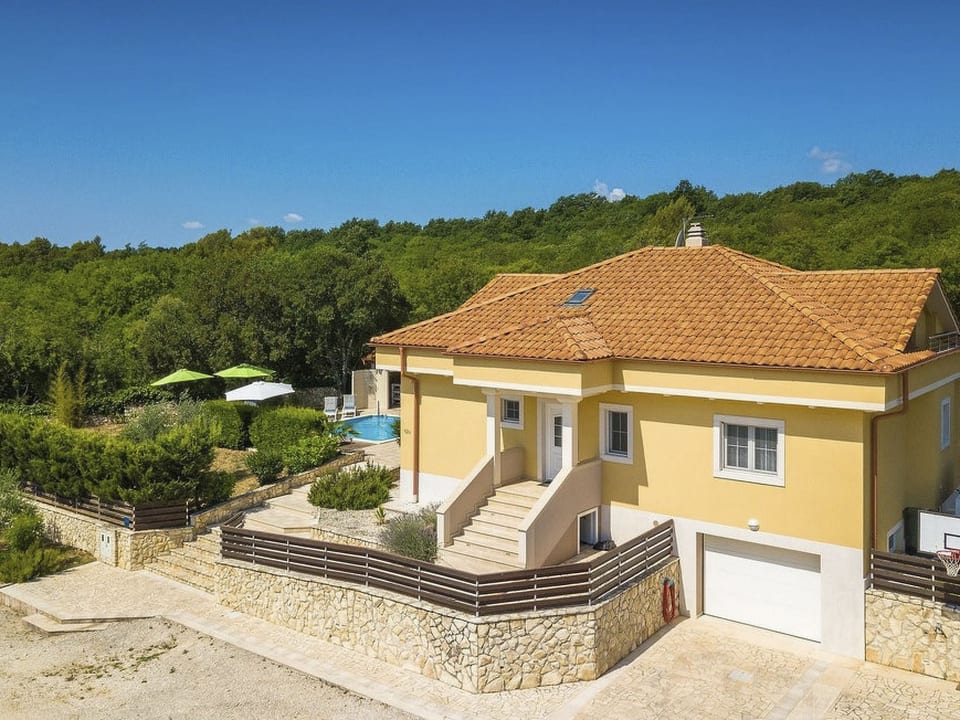 Villa Krase con piscina - Rakalj