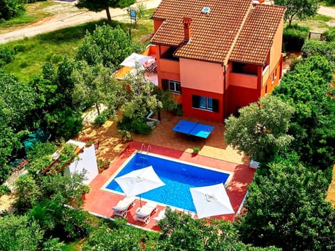 Villa Bastianich mit großem Garten und Pool