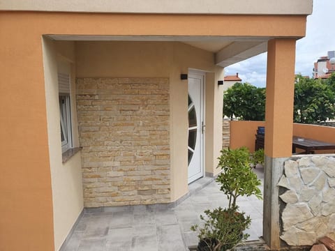 Schönes Apartment in Banjole mit Terrasse
