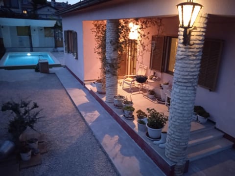 Haus in Pula mit privatem Pool