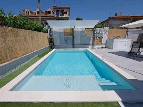Haus in Pula mit privatem Pool