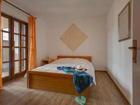 Appartement in Pula mit Terrasse, Garten und Grill