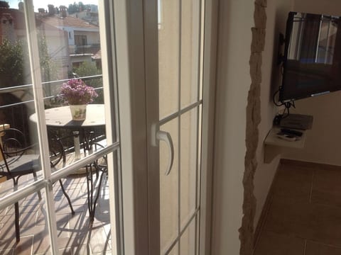 Gemütliche Wohnung in Stoja mit Möbliertem Balkon