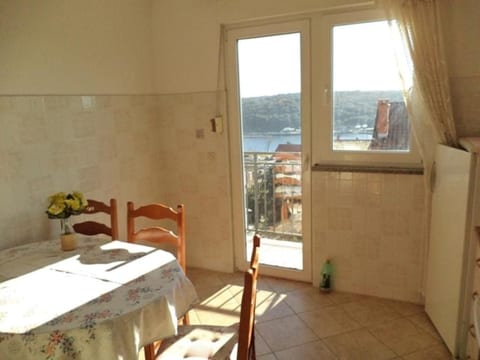 mit Balkon, für vier Personen