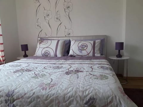 Wohnung mit Garten in der Nähe des Zentrums