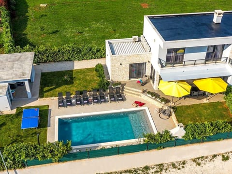 Neue New Villa Lana 40m2 Schwimmbad, Sauna, Whirlpool