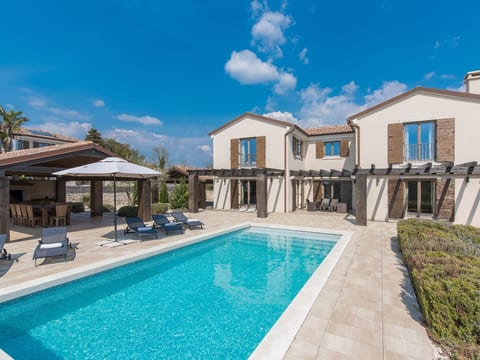 Villa Santi
