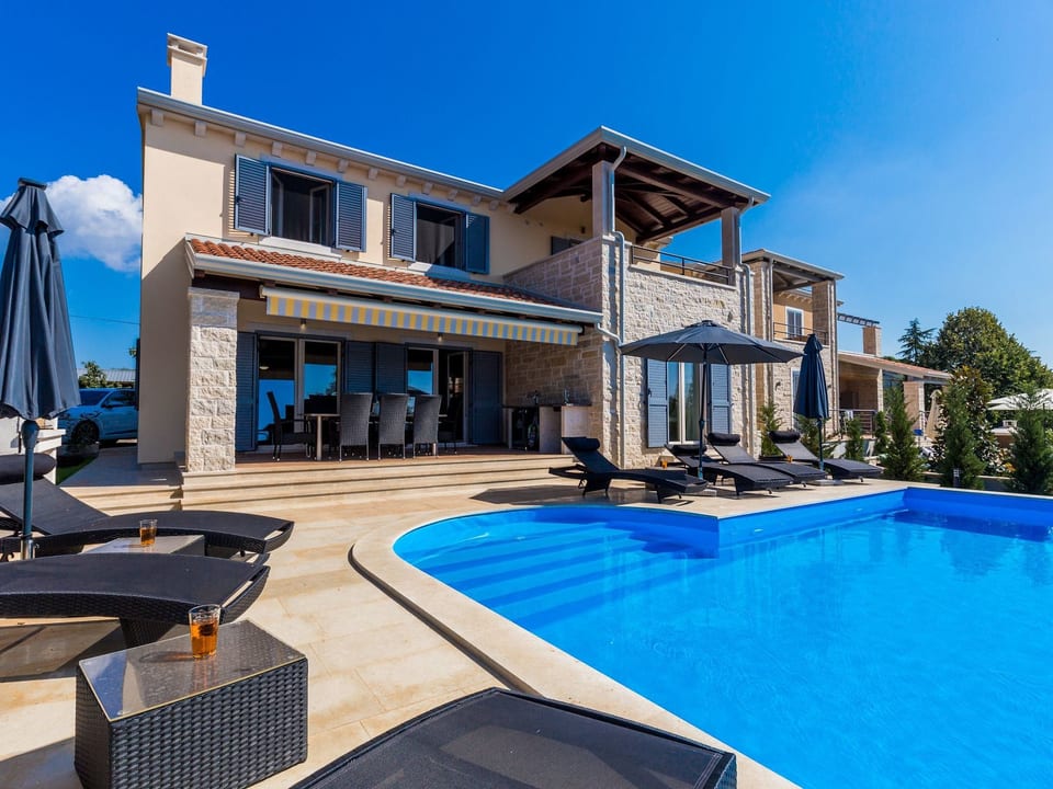 Tolles Ferienhaus in Deklići mit Privatem Pool - Kaštelir