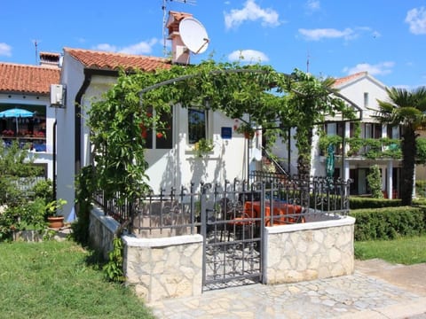 Pergola