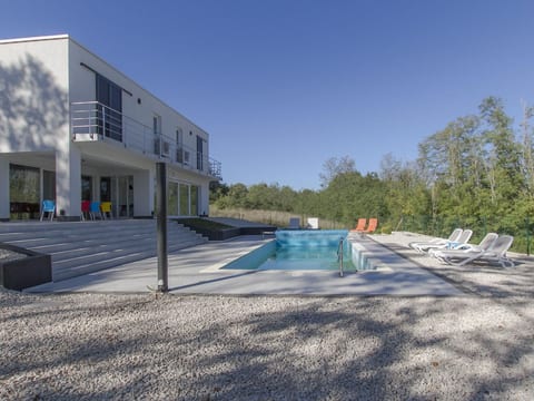 Villa mit Pool