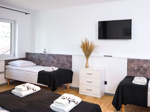 "Apartment 18B" mit Schwimmbad