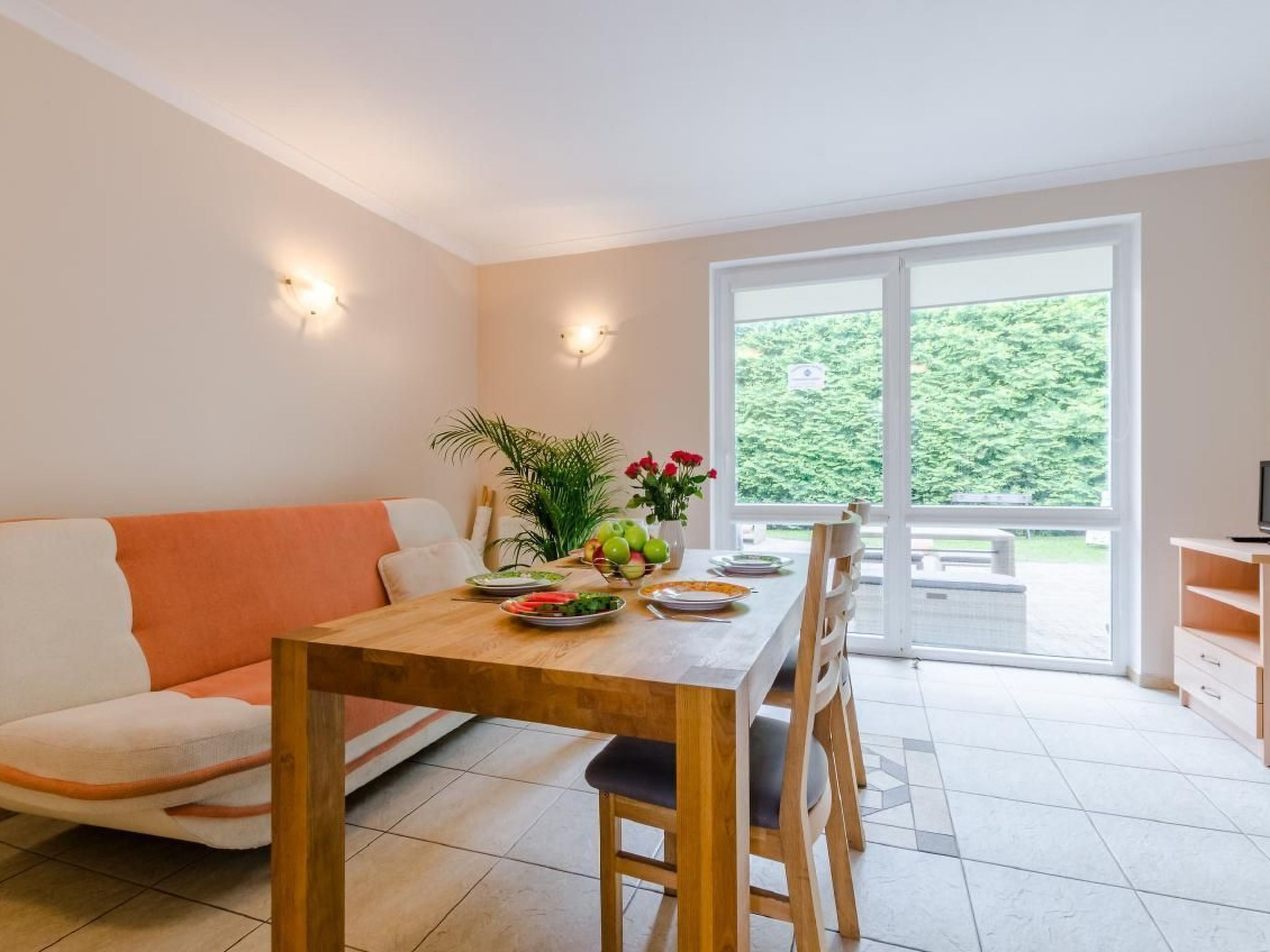 Wohnung mit Garten, Terrasse und Grill