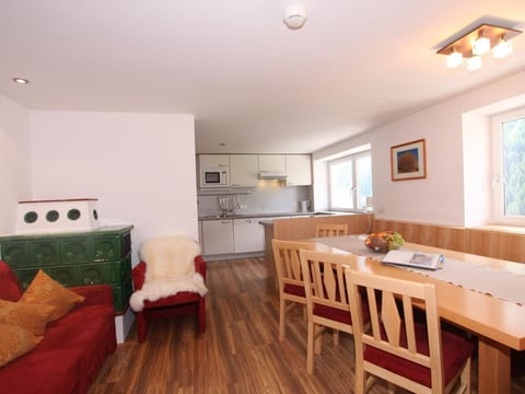 Apartment 101 Agnes