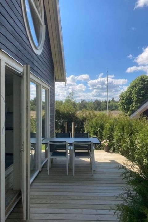 Komfortables Ferienhaus mit Garten