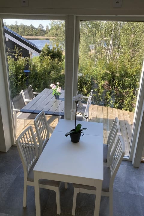 Komfortables Ferienhaus mit Garten