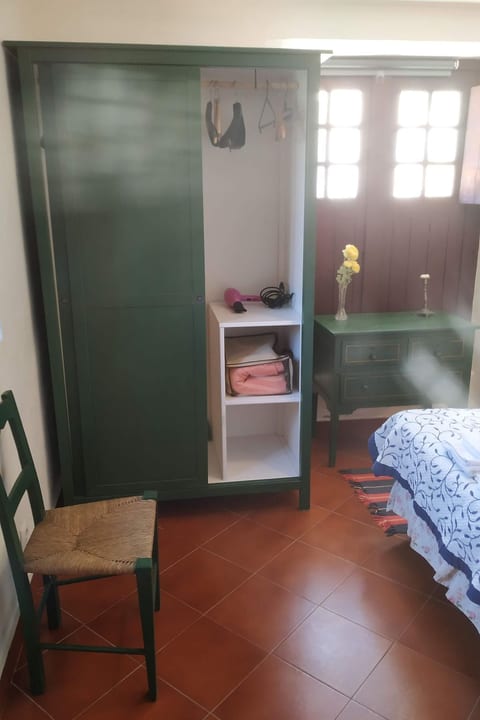 Schöne Wohnung in Azenhas Mar mit großem Garten