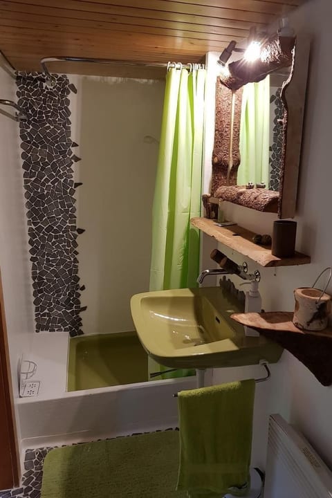 Studio Chic mit Whirlpool