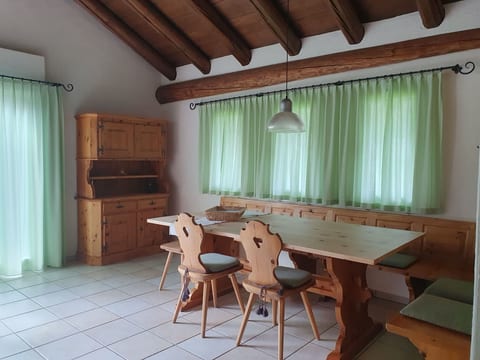 Curtins Sassella 1