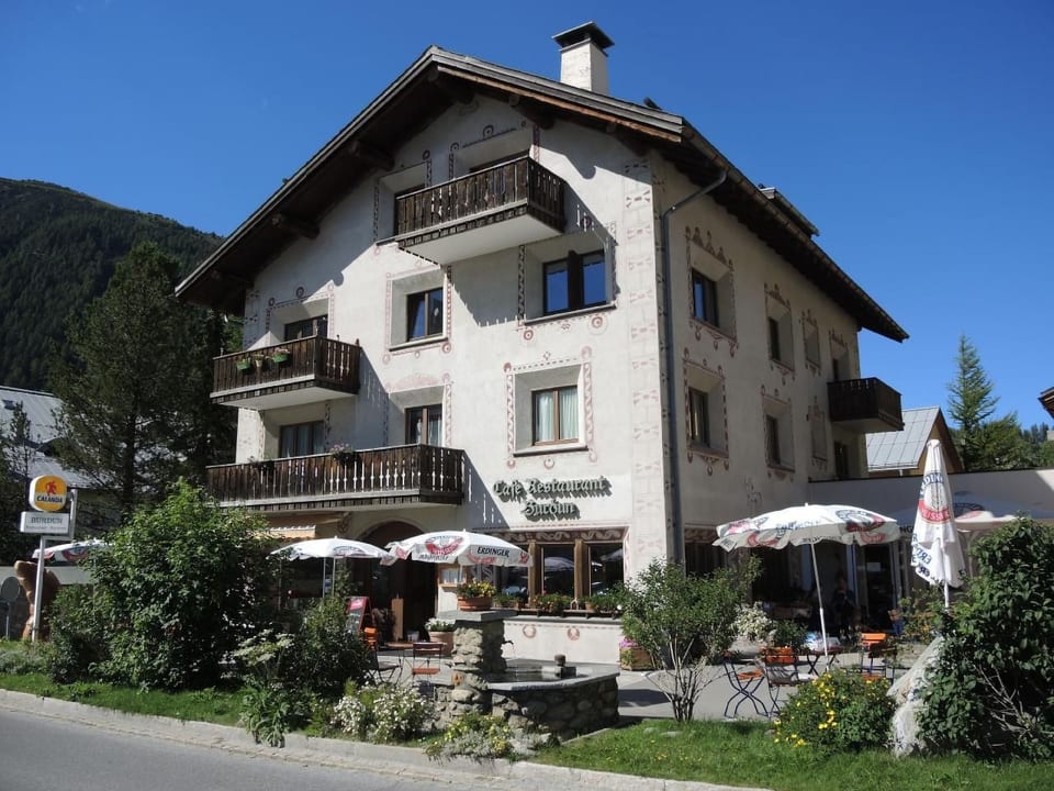 Chesa Truog Burdun DW - La Punt-Chamues-ch