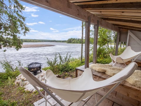 Villa white water