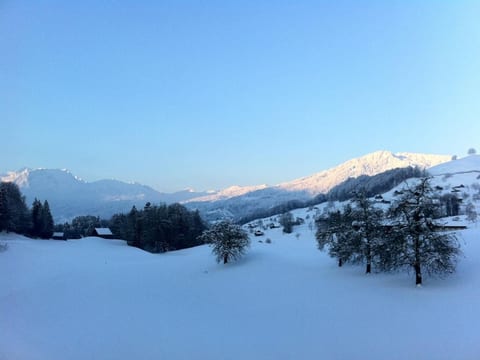 Gina's Apartment - Nähe zu See und Berge