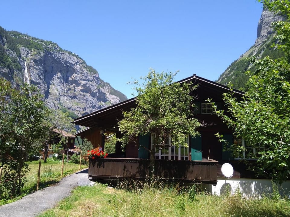 Ferien Cottage Flüehblüemli - Lauterbrunnen