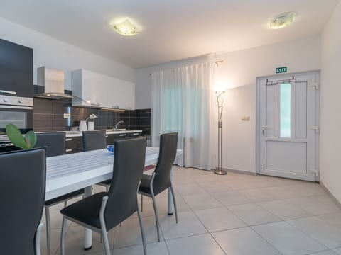 Apartment mit zwei Schlafzimmern und Meerblick