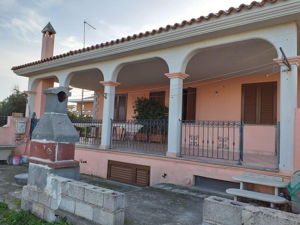 Schöne, strandnahe Wohnung in La Caletta mit Grill - La Caletta