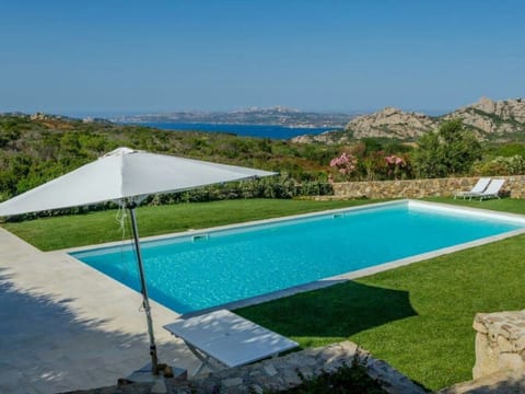 Villa Smeralda mit privatem Pool und atemberaubendem Blick auf den Maddalena-Ar