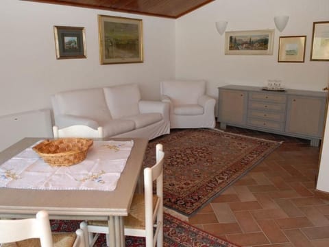 Wohnung mit Terrasse und Pool