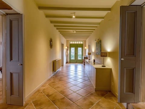 Haus Kalia. Swimmingpool, Sommerküche, Video-Lounge und Fitnessraum