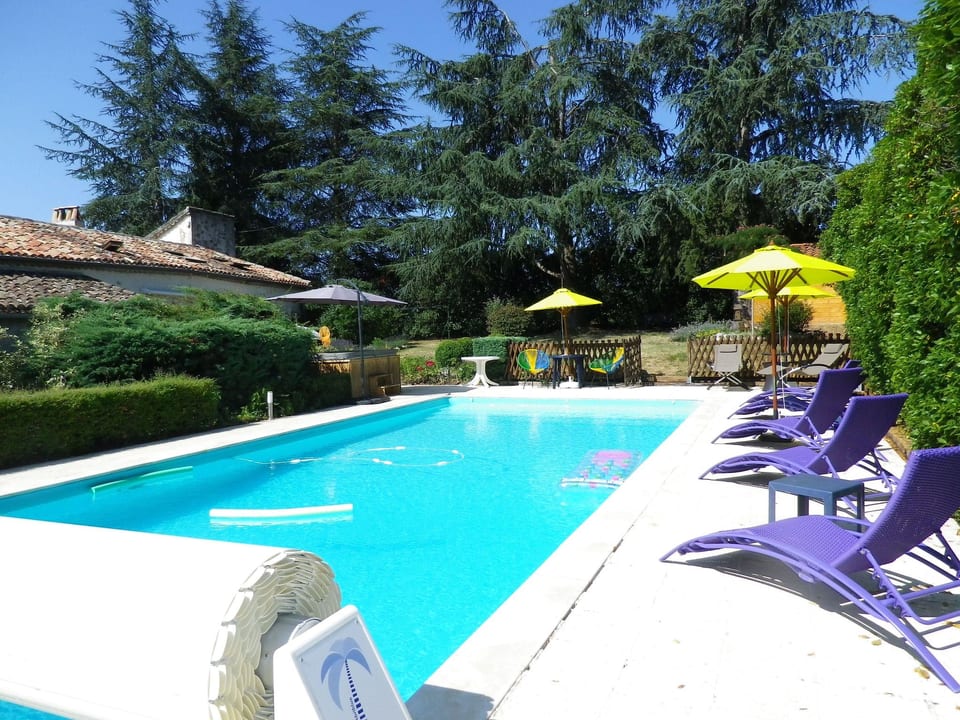 Villa mit Jacuzzi - Beauville