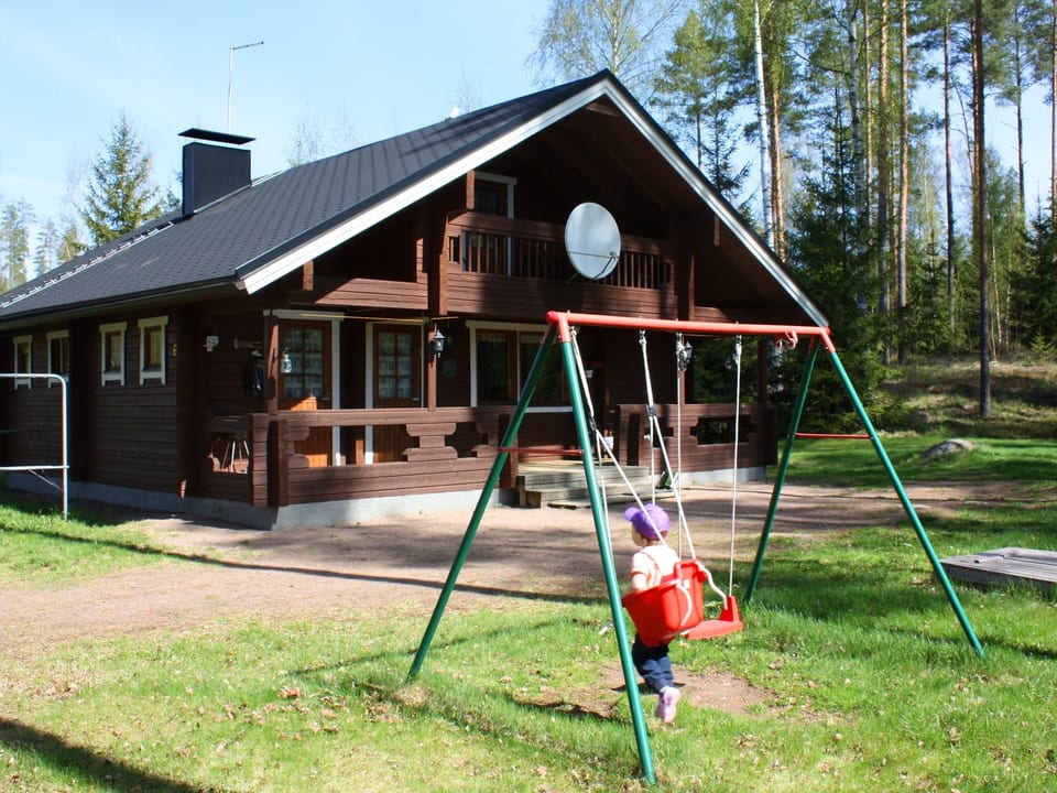 Ruhmaslehto mit Blick auf das Wasser - Jaala