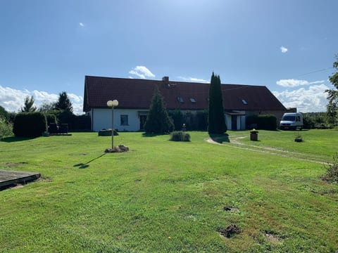 Große Ferienwohnung in Dargen mit Grill