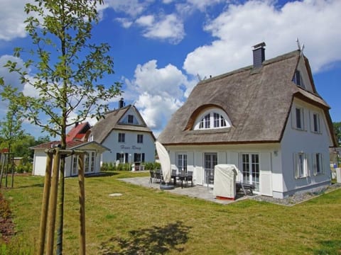 Reet-Hus Hanbutt in Glowe