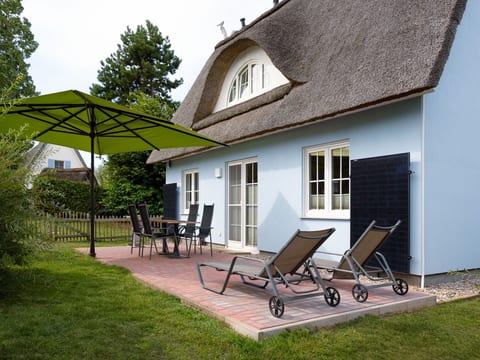 Gemütliches Haus mit Garten und gemeinsamem Pool