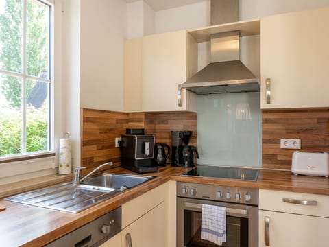 Reethaus Elster mit Whirlpool und Sauna