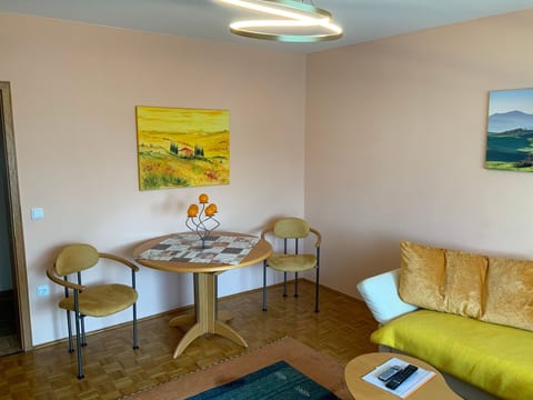 Freistehendes Ferienhaus mit Südbalkon