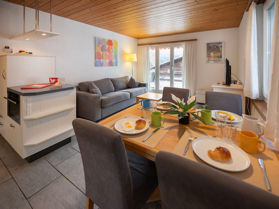 Kitchen / Dining Room