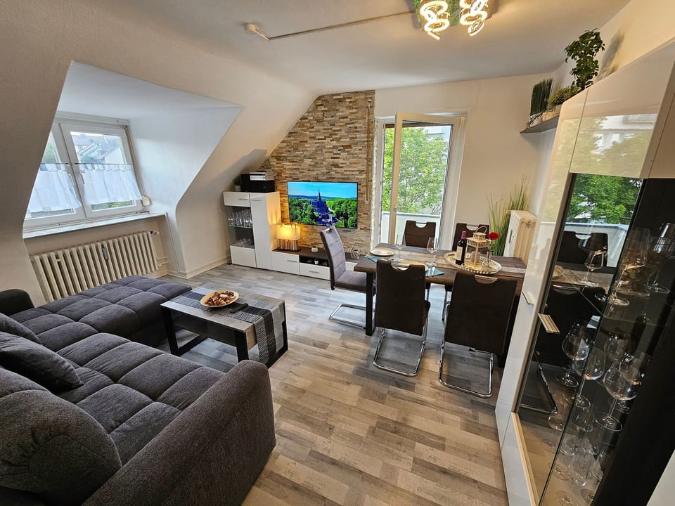 Exklusives und helles Apartment im Zentrum - Kassel